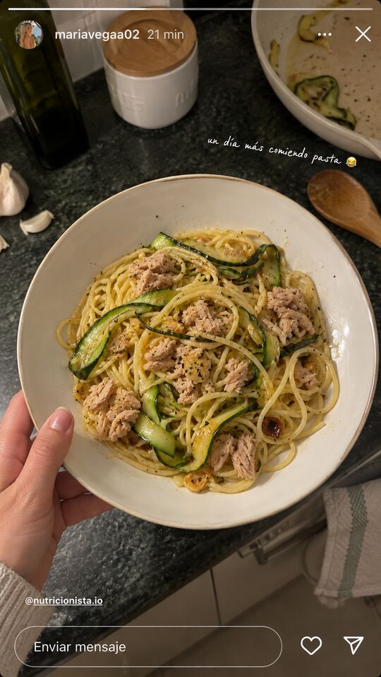 Historia de Instagram: un día más comiendo pasta 😂