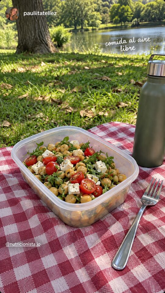 Historia de Instagram: comida al aire libre